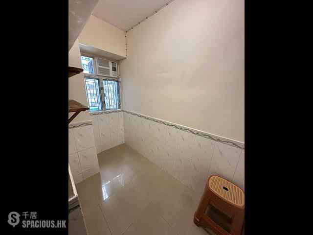 Wan Chai - Wah To Building 04
