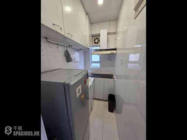Wan Chai - Hay Wah Building Block A 05