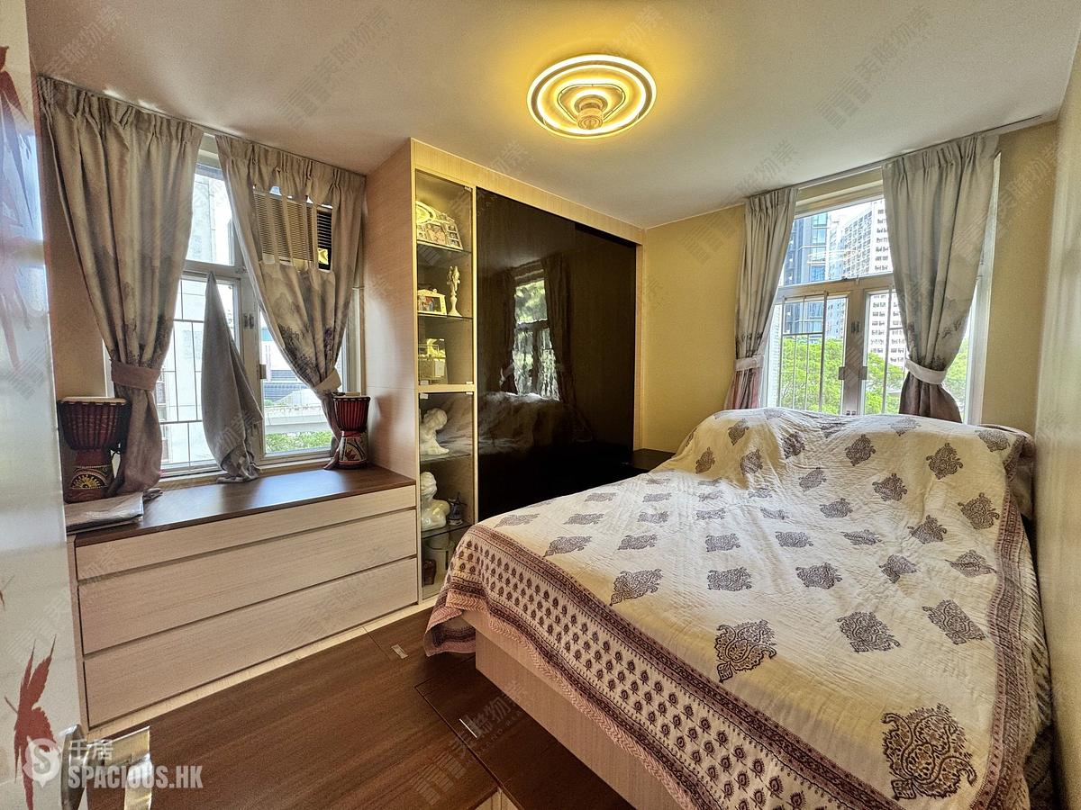 Tai Koo Shing - Tai Koo Shing Kao Shan Terrace Lu Shan Mansion 01