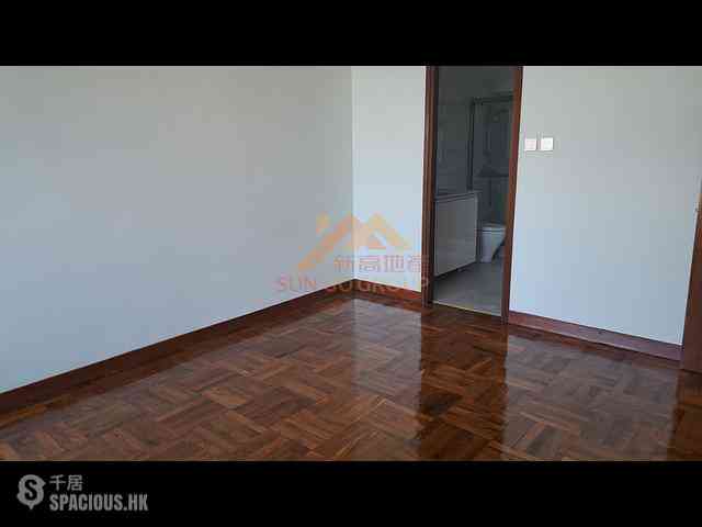 Mid Levels Central - The Grand Panorama Block 3 11
