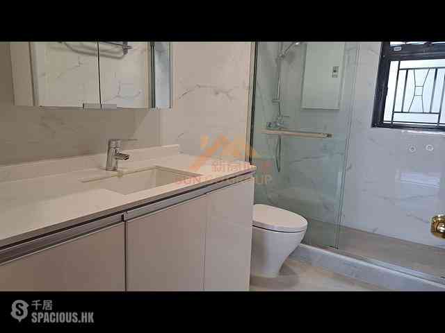 Mid Levels Central - The Grand Panorama Block 3 24