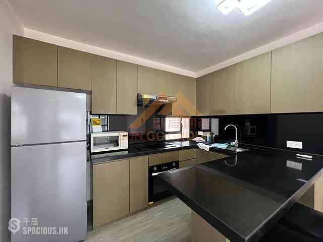 Mid Levels Central - The Grand Panorama Block 3 26
