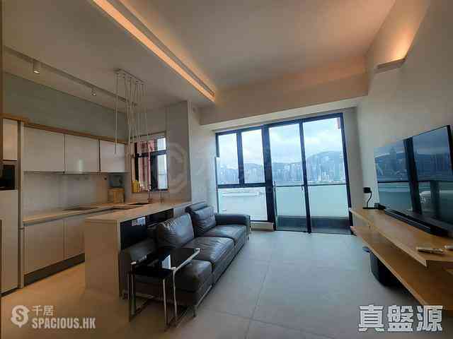 West Kowloon - The Arch Sky Tower (Block 1) 03