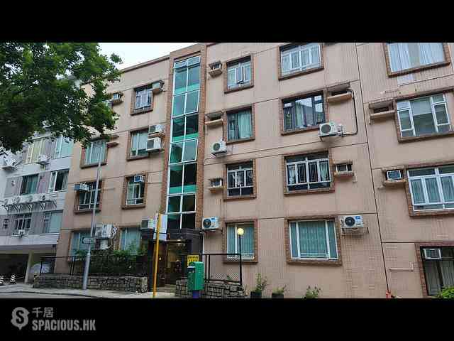 Happy Valley - Green Lane Court 01