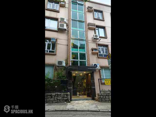 Happy Valley - Green Lane Court 02