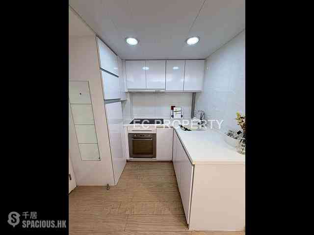 Wan Chai - Man Hee Mansion 02