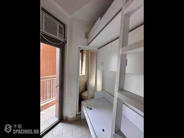 Tseung Kwan O - The Wings The Wings Block 6 03