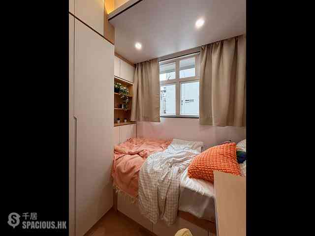 Causeway Bay - Shing Wah Mansion 01
