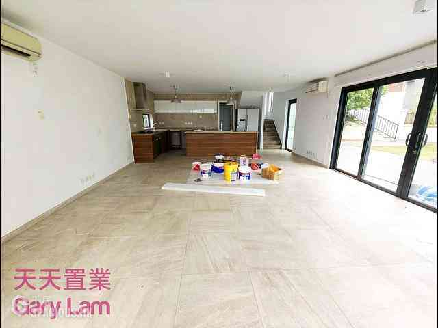 Clear Water Bay - Tai Hang Hau 08