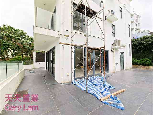 Clear Water Bay - Tai Hang Hau 11