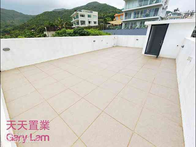Clear Water Bay - Tai Hang Hau 15