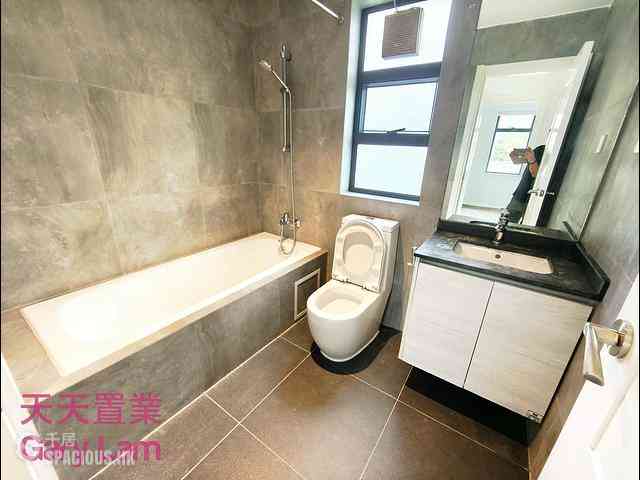 Clear Water Bay - Tai Hang Hau 26