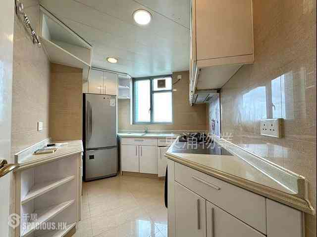 Tung Chung - Caribbean Coast Phase 1 Monterey Cove 05