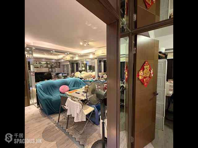 Sai Ying Pun - Kam Ning Mansion 13