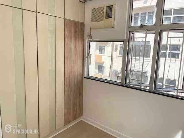 Happy Valley - Lai Sing Building 07