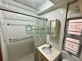Kennedy Town - Pearl Court Block B 07
