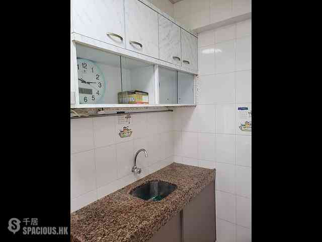 Sai Wan Ho - Fok Sing Building 04