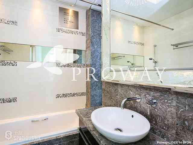 Quarry Bay - Casa 880 07