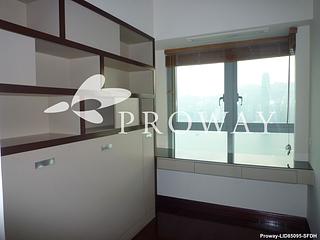 West Kowloon - The Harbourside 08