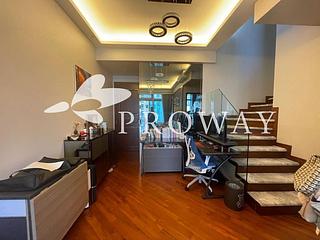 Wan Chai - The Avenue 04