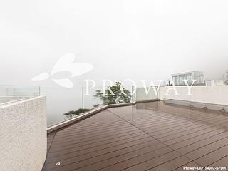 The Peak - La Hacienda 12