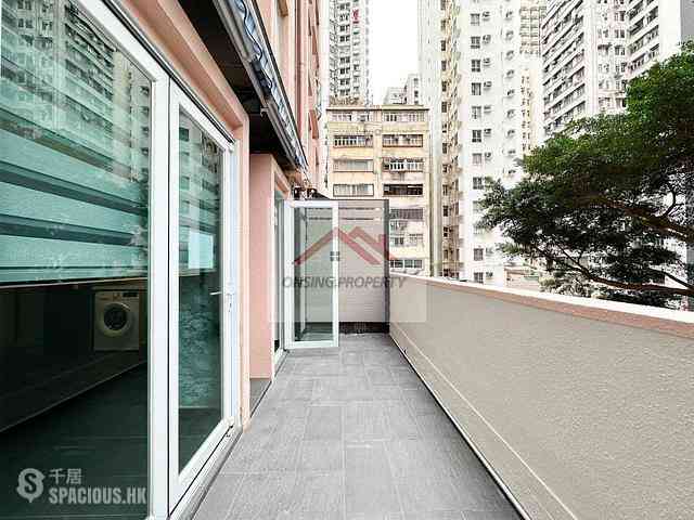 Sai Ying Pun - Wah Fai Court 01