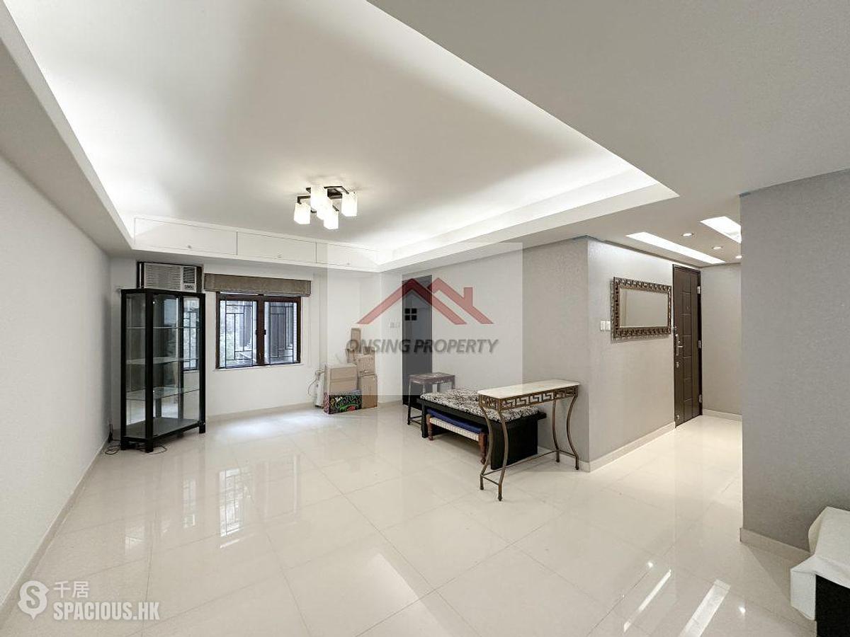 Mid Levels Central - Right Mansion 01