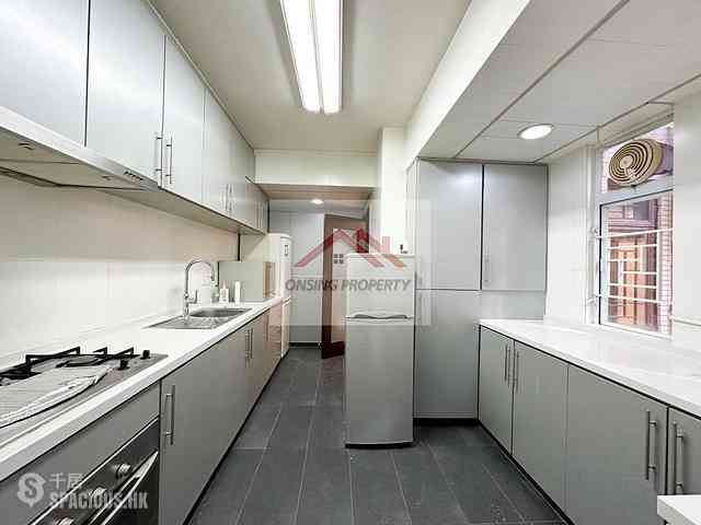 Mid Levels Central - Right Mansion 03