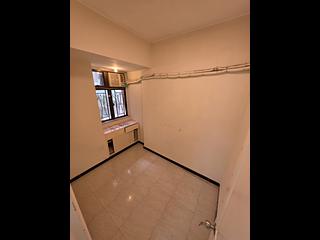 Sheung Wan - Kiu Fat Building Front Block (Block B) 05