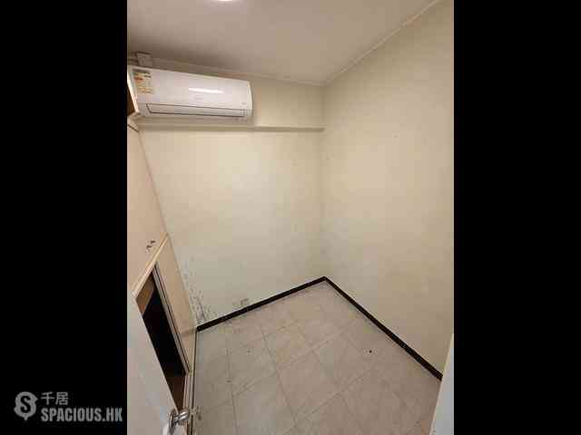 Sheung Wan - Kiu Fat Building Front Block (Block B) 09