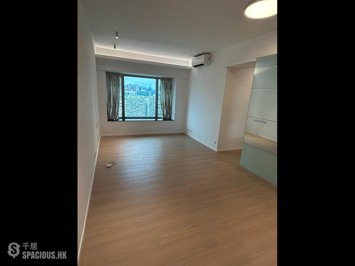 West Kowloon - Sorrento Phase 1 01