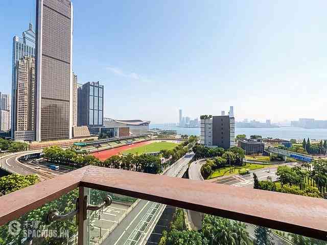 Wan Chai - The Gloucester 02