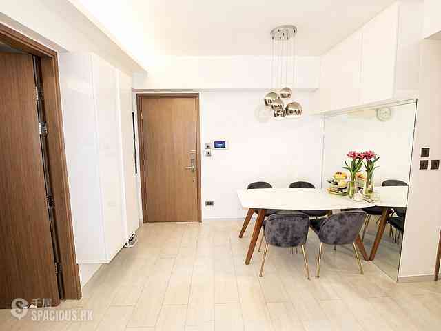 Sai Ying Pun - The Nova 06