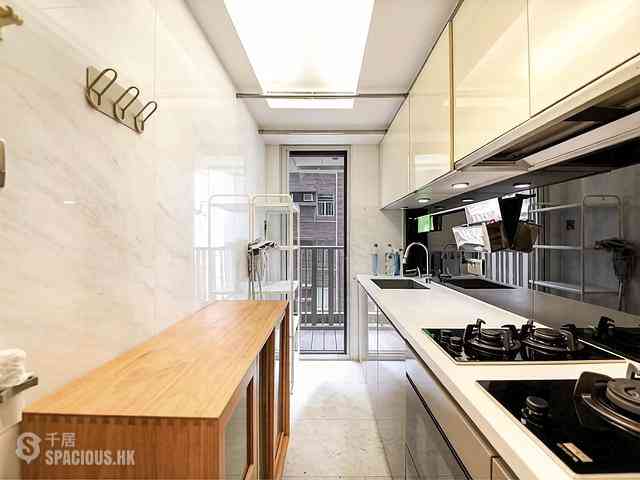 Sai Ying Pun - The Nova 13