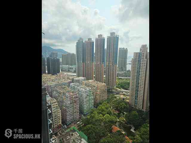 Tai Kok Tsui - Metro Harbour View 01