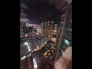 Tai Kok Tsui - Metro Harbour View 02