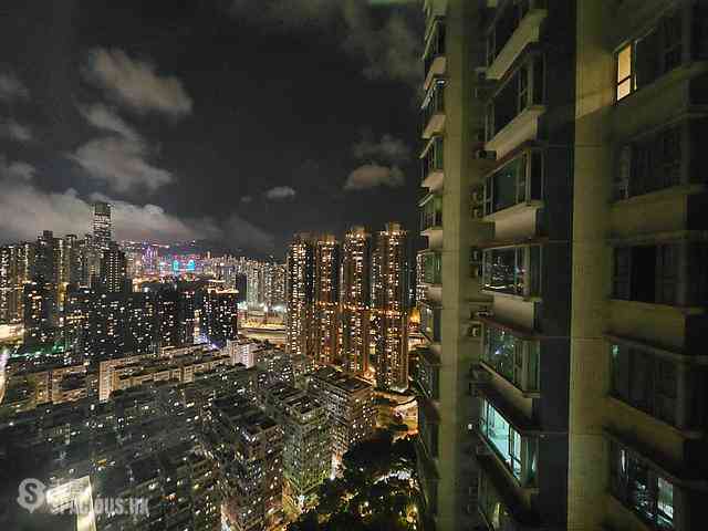 Tai Kok Tsui - Metro Harbour View 01