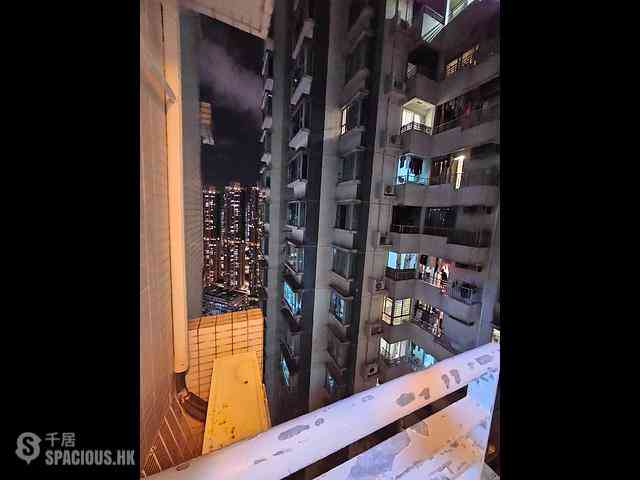 Tai Kok Tsui - Metro Harbour View 05