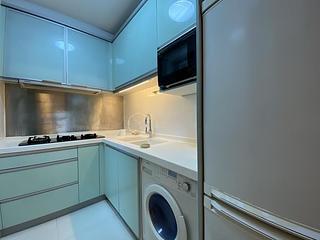 Tung Chung - Coastal Skyline Phase 3 La Rossa Block Block A (Block 7) 08