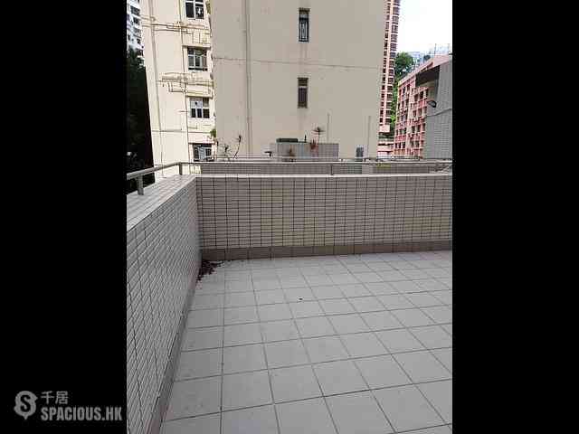 Happy Valley - 28-30, Village Road 16