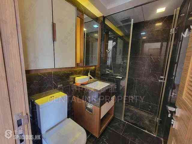 Causeway Bay - Park Haven 02