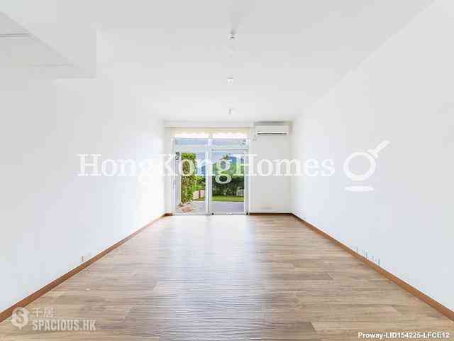 Chung Hom Kok - 30, Cape Road 01
