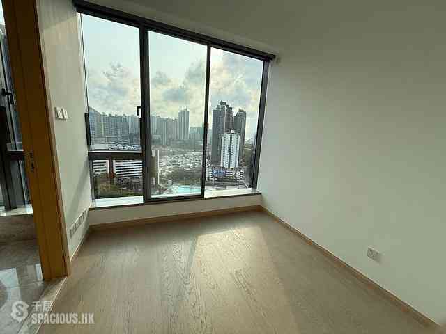 Wong Chuk Hang - The Southside 12