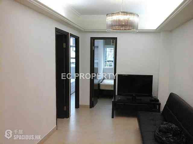 Wan Chai - Lee Wing Building 02