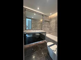 Wong Chuk Hang - The Southside Phase 3B Blue Coast Tower 1B 07