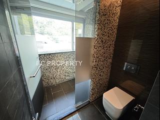 Repulse Bay - The Lily 17