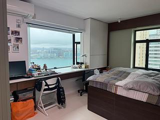 Causeway Bay - Victoria Centre Block 3 04