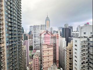 Wan Chai - The Avenue Phase 1 Block 5 05