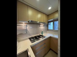 Kennedy Town - Pearl Court 11