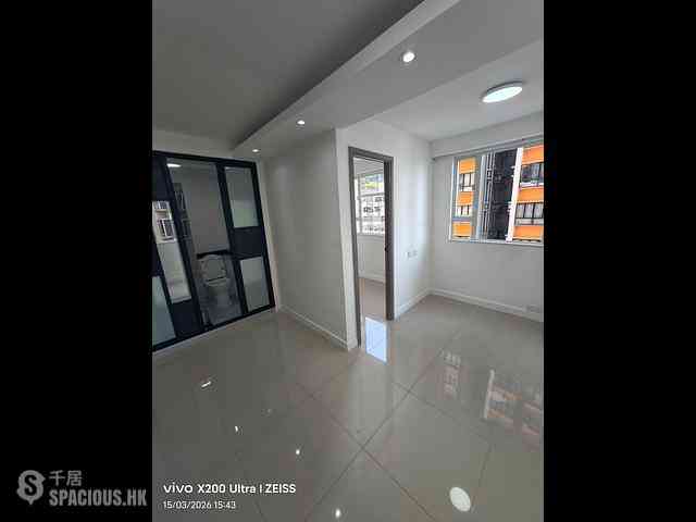 Kennedy Town - Han Yu Building 02
